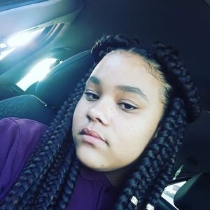 Meet your Posher, Aleshia